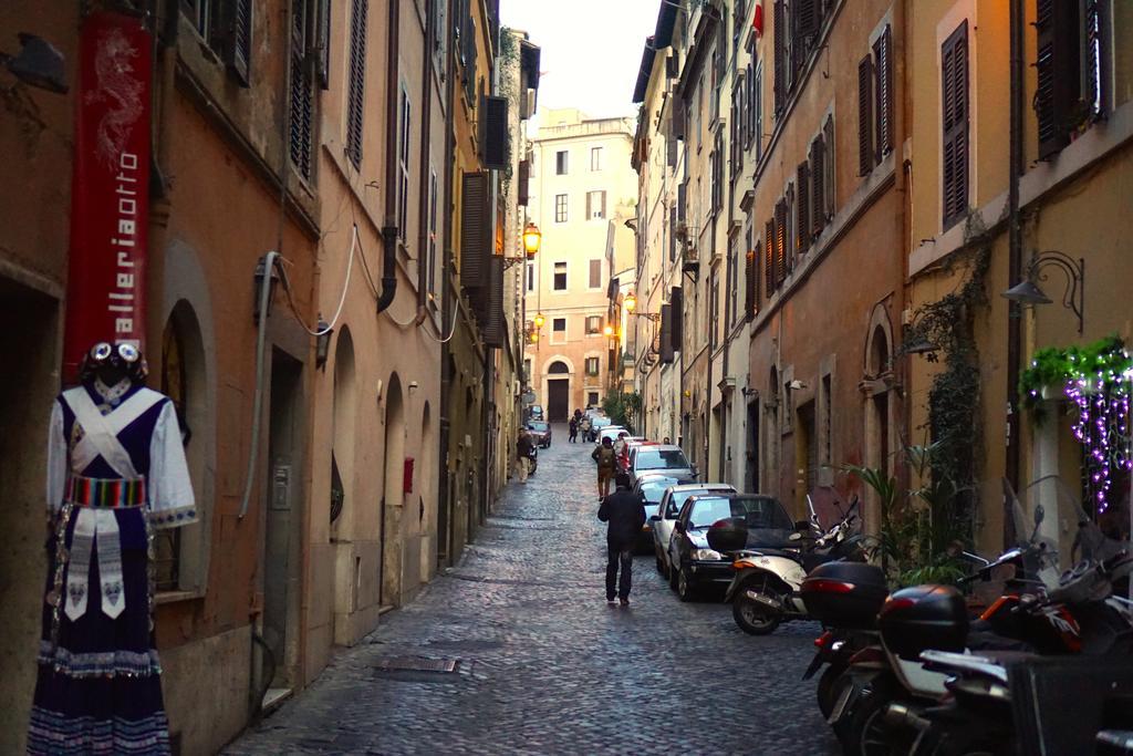 Romenjoy Colosseo Rom bilde
